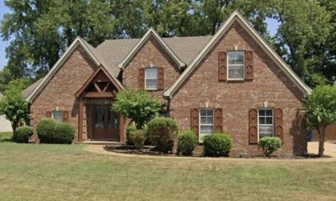 Marion House | Short and long term rental. Less than 10 minutes from downtown Memphis , TN