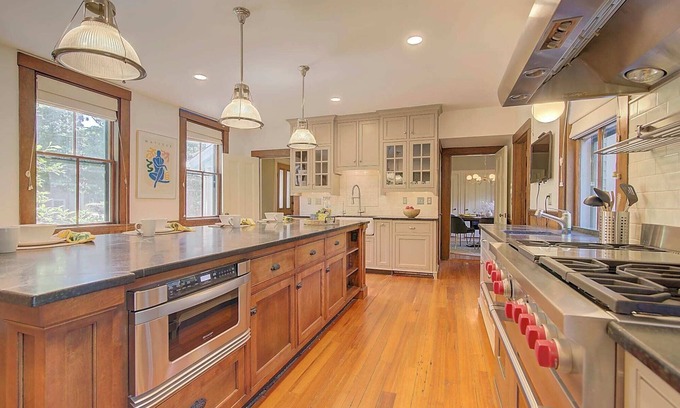 Yarmouth Port House | Short Drive to Gray's Beach!