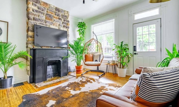 Downtown Columbus House | Short North - Parking Free - Convention - Pets