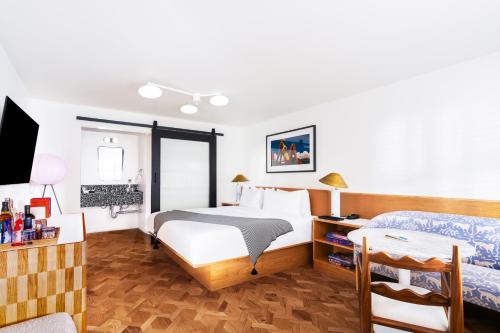 La Brea Hotel | Short Stories Hotel