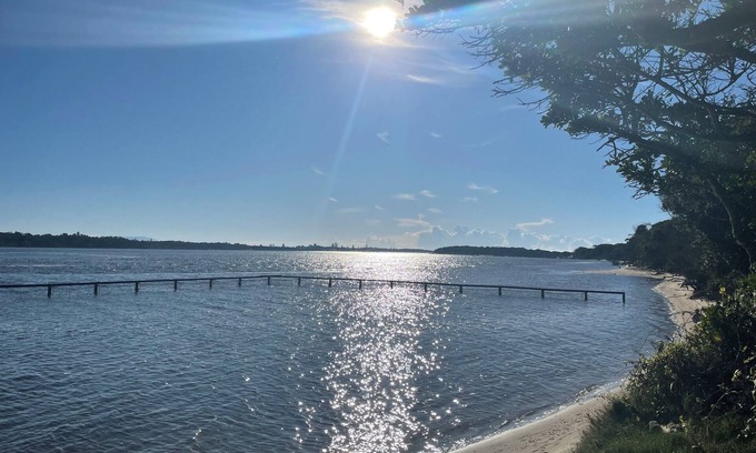 Manning Point House | Short walk from beaches and Club Manning Bowling Club