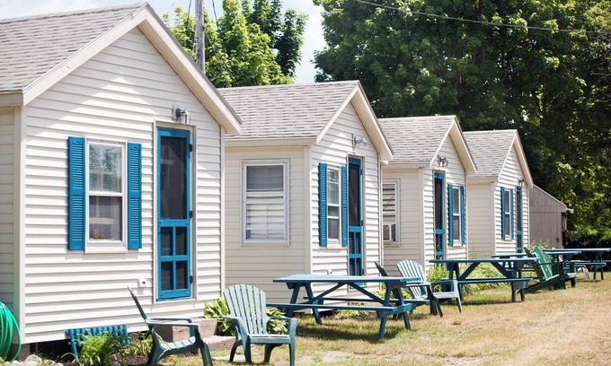York Beach Cottage | Short walk to Short Sands & Long Sands Beaches! Affordable vacation in York! #6