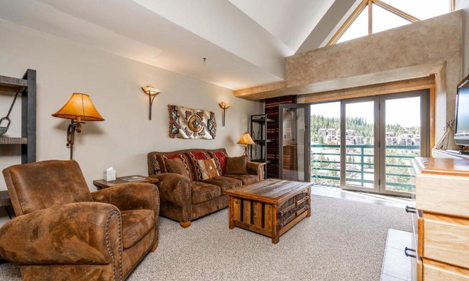 Big Sky Apartment | Shoshone 1986