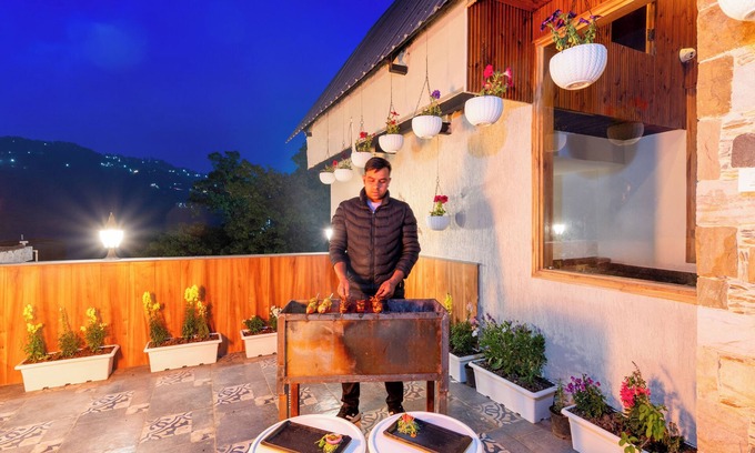 The Mall Road Villa | Shukrana - 4BHK Luxury Retreat Near Mall Road in Mussoorie