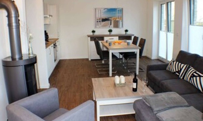Fedderwardersiel Apartment | Sielhuus 1 - Exclusive first floor apartment with sauna and box-spring beds
