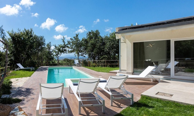 Spano Villa | Sicily villa with pool and sauna sleeps 10
