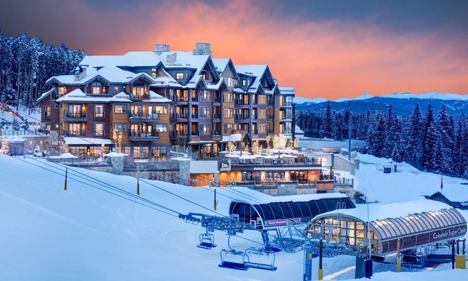 Peak 8 Condo | Side paradise on the slope!