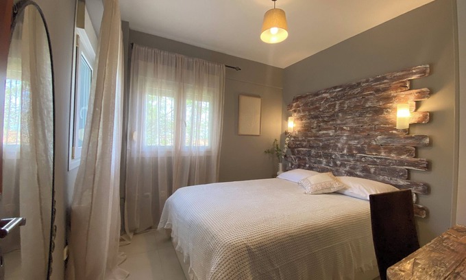 Neoi Epivates Apartment | Side Sea View Apartment