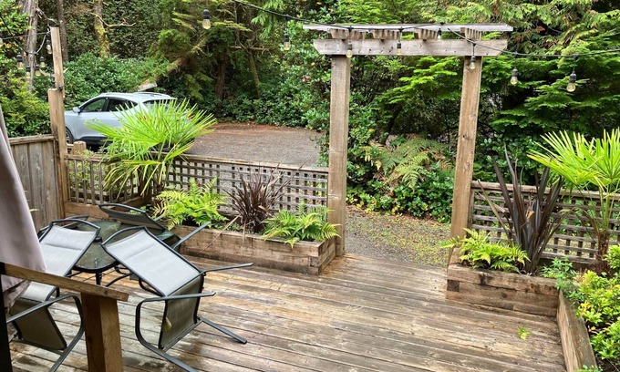 Tofino Apartment | Sienna’s Tree House #1
