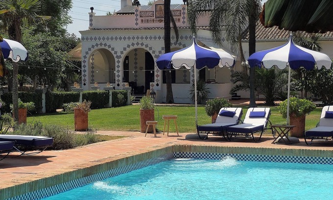 Manises Villa | Siente el alma de España en Villa Paula