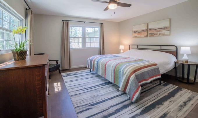 Twain Harte House | Sierra Pines Retreat –Family Home, Hiking, Fishing