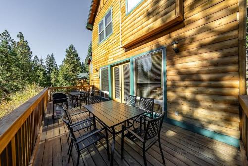 Shaver Lake House | Sierra Pines Villa5brmins To Lakegame Room