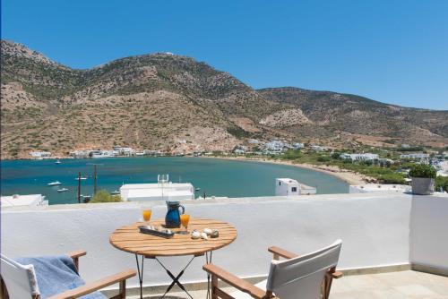 Kamares Hotel | Sifnos House - Rooms and SPA