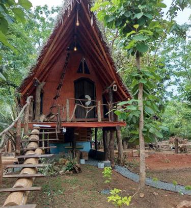 Inamaluwa Cabin | Sigiri Hunter's Eco Tree lodge