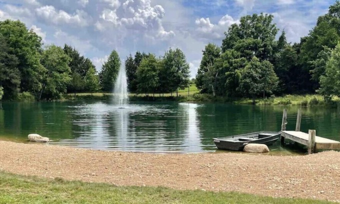 Warrenton Other | Silo Valley Farm, 50 acres, Fishing, Boating & Golf Cart