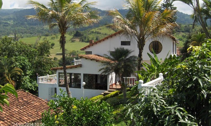 Silvania House | Silvania, Ferienhaus - Casa Campestre