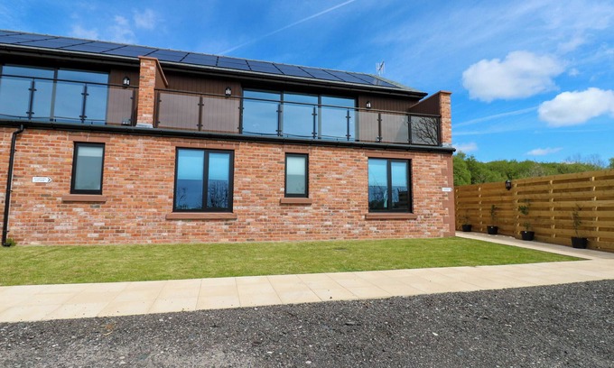 Frizington Cottage | SILVER BIRCH COTTAGE, pet friendly, with a garden in Frizington