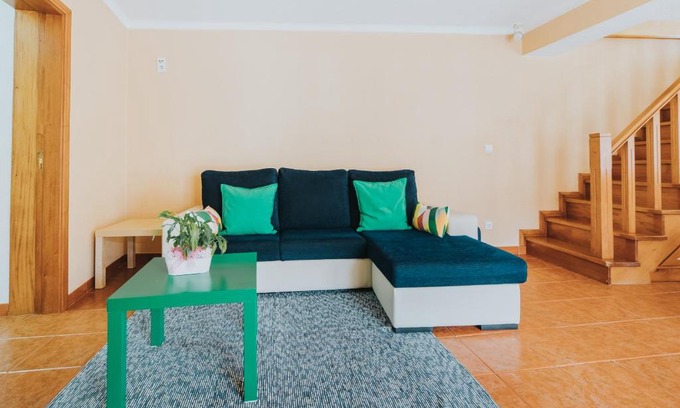 Mira House | Silver Coast House until 7 Guests
