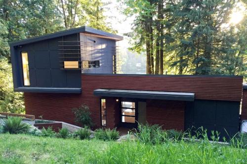 Maple Falls House | Silver Lake 83 - Spectacular Dream Home overlooking Silver Lake