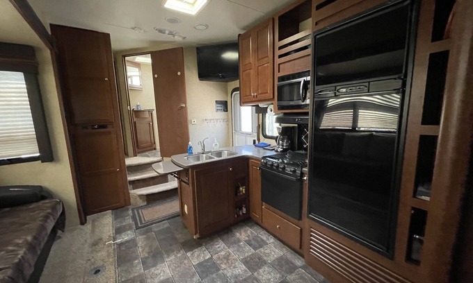 Mears House | Silver Lake Voltage RV Lodging