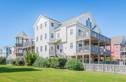 Kill Devil Hills House | Silver Lining