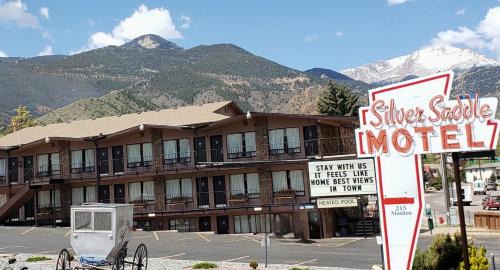 Manitou Springs Hotel | Silver Saddle Motel