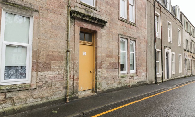 Millport Cottage | SILVERBELLS, pet friendly, character holiday cottage in Millport