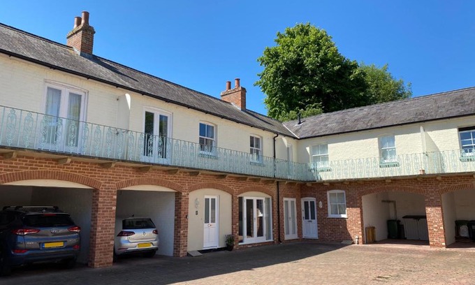 Meads House | Silverdale Mews