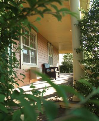 Cavendish Hotel | Silverwood Motel