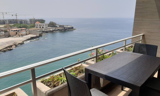 Safra Resort | Silvia's 1 BR beachfront apartment/24 h electricity