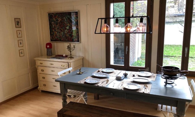 Burgdorf Apartment | Simple Flat 64m2 Center private Parking SMALL BATHROOM