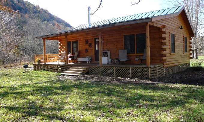 Monterey Cabin | Simple. Rustic. Luxury.