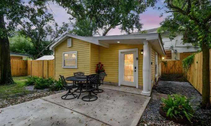Sulphur Springs Apartment | Simple Tampa Hideaway Stay