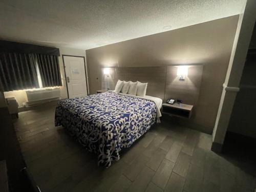 San Bernardino Hotel | SimpleStay Suites - Downtown San Bernardino