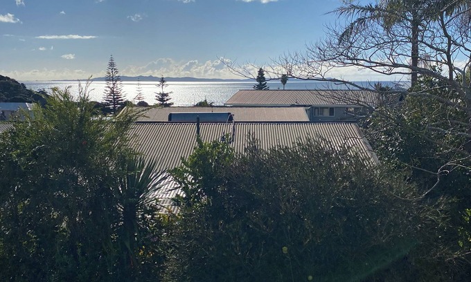 Cable Bay House | Simply Sunny