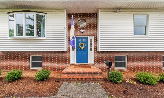 Annapolis House | Sing Second Stays—Spacious Annapolis Home Near USNA & Navy Stadium