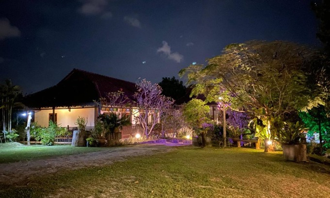 Ulu Melaka Hotel | Singgahsana Villa
