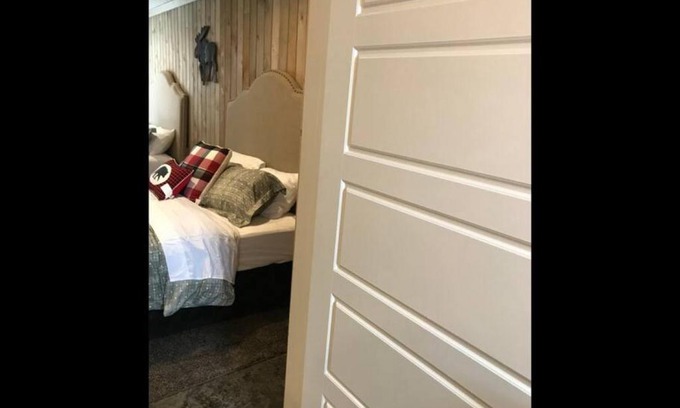 Island Park Ski Chalet | Single Cabin Unit 4