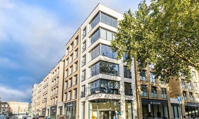 Finsbury Park Hotel | Single en-suite, on-campus rooms with easy access to central London!