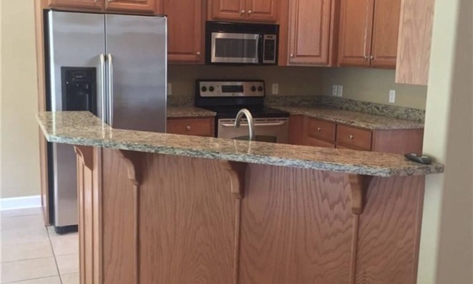 Brunswick House | Single family home near the beach with community pool