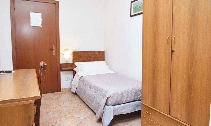Porto Viro Bed & Breakfast | Single room for bike lovers in B&B-Porto Viro