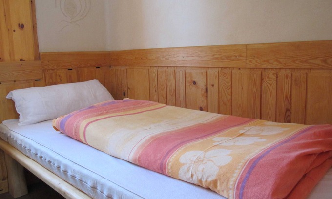 Wangelin Apartment | Single room Hildegard - House Lehmkloster am Wangeliner Garten with 5 single rooms