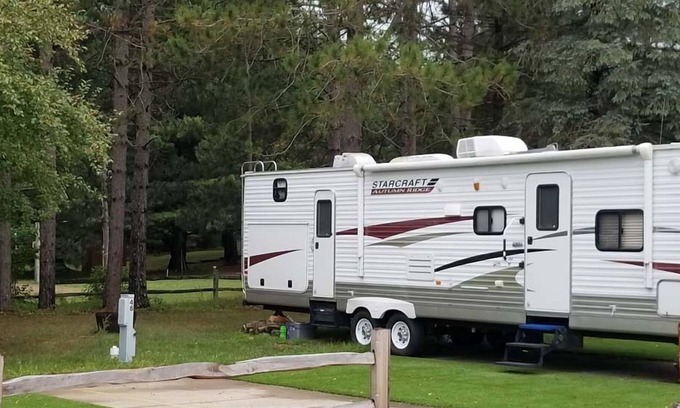 Neillsville House | Single space in comfortable resort in Neillsville, Wisconsin locate near Lake Arbutus