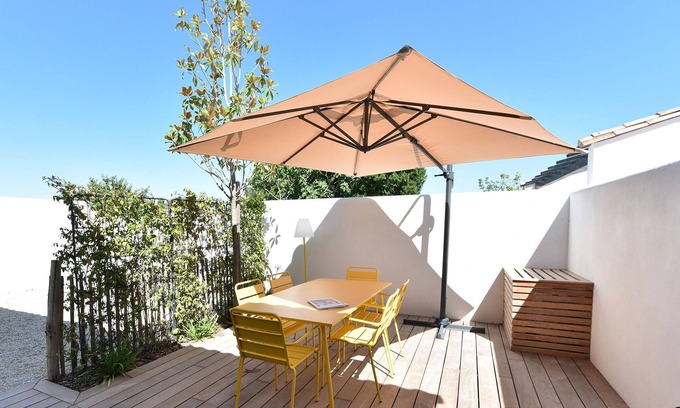 Saint Vivien House | Single-storey house 53m² with terrace and parking in St-Vivien