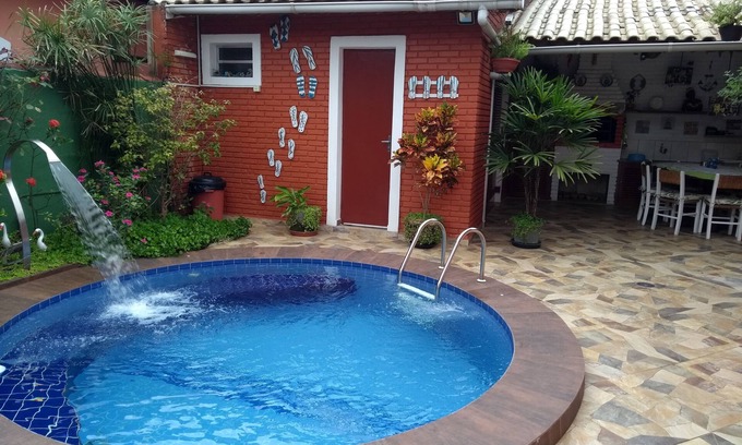 Juquehy House | Single suite for 3 people. Family atmosphere