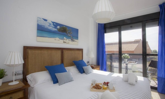 Penya-roja Apartment | Singular Stays Oceanográfico