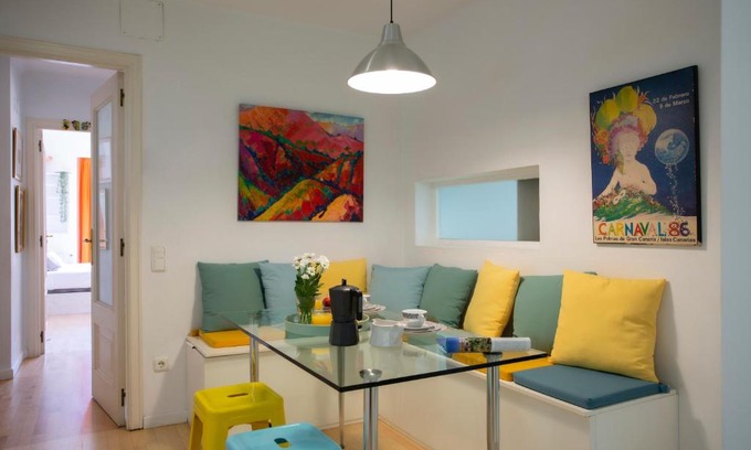 Ciutat Vella Apartment | SingularStays Reina II