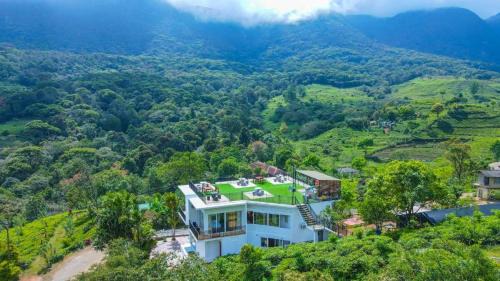 Rakwana Hotel | Sinharaja Tea Garden Hotel