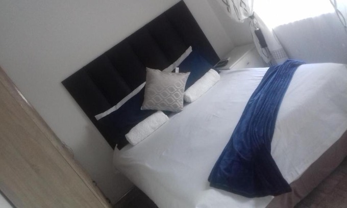 Emalahleni House | Sir Pinto Guesthouse