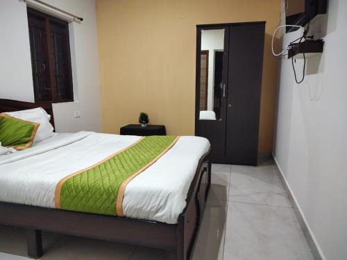 West Mere House | Siri garden homestay